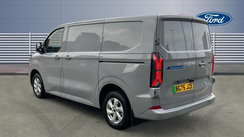 Ford Transit Custom E-320 L1 Rwd 100kW 65kWh H1 Van Limited Auto